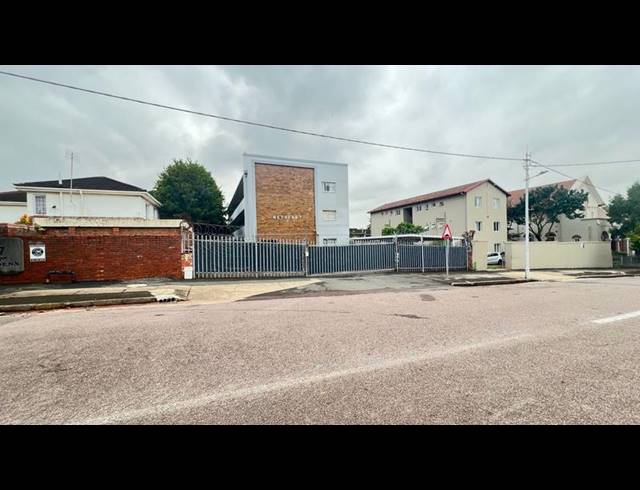 2 BEDROOM APARTMENT FOR SALE IN BULWER
